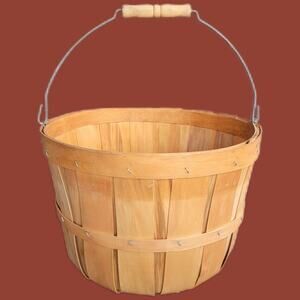 Vintage 1950s One Quarter Peck Poplar Bushel Basket